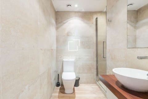 3 bedrooms apartment for sale in Barcelona, Catalonia, Spain № 7236 - photo 14