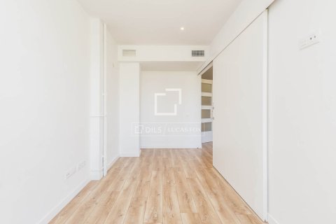 3 bedrooms apartment for sale in Barcelona, Catalonia, Spain № 7236 - photo 23
