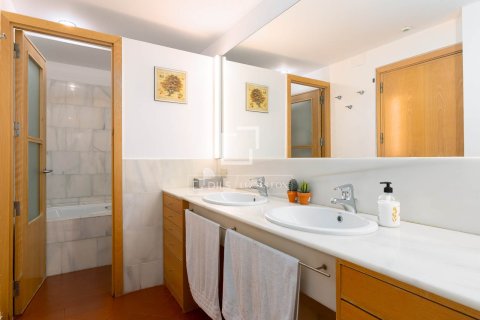 4 bedrooms villa for sale in Cabrils, Barcelona, Catalonia, Spain № 7235 - photo 12