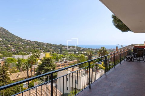 4 bedrooms villa for sale in Cabrils, Barcelona, Catalonia, Spain № 7235 - photo 25