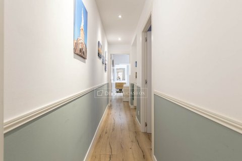 Купить квартиру в Барселона, Испания с 2 спальни, 90м², № 7233 - фото 18