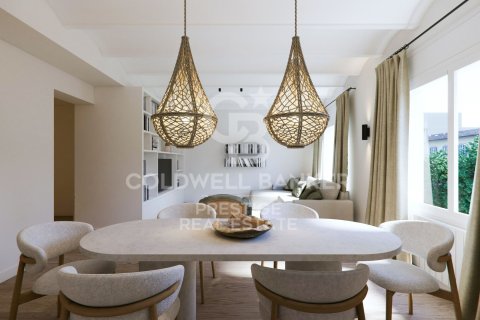 Apartamento de 4 dormitorios en venta en Barcelona, Cataluña, Spain № 5834 - foto 4
