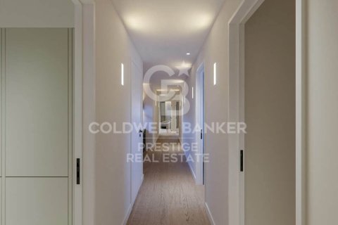 Apartamento de 4 dormitorios en venta en Barcelona, Cataluña, Spain № 5834 - foto 10