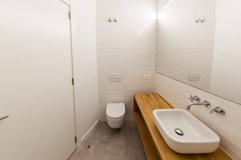 Apartamento de 2 dormitorios en venta en Barcelona, Cataluña, Spain № 6340 - foto 10