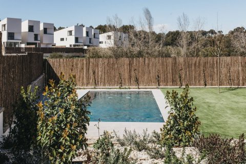 Apartamento de 2 dormitorios en venta en Sant Cugat del Vallès, Barcelona, Cataluña, Spain № 6341 - foto 19