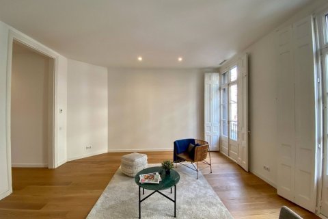 3 bedrooms apartment for sale in Barcelona, Catalonia, Spain № 6338 - photo 3