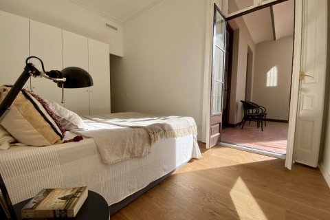 3 bedrooms apartment for sale in Barcelona, Catalonia, Spain № 6338 - photo 12