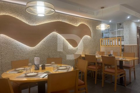 Cafetería / restaurante de 194 m² en venta en Barcelona, Cataluña, Spain № 5182 - foto 4