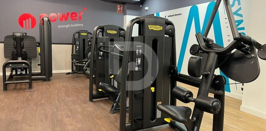 Propiedad comercial de 2681 m² en venta en Barcelona, Cataluña, Spain № 5188