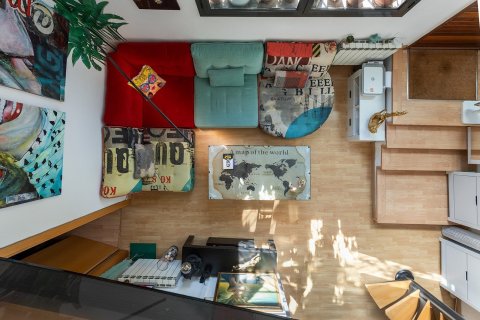 Apartamento de 3 dormitorios en venta en Barcelona, Cataluña, Spain № 1470 - foto 5