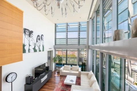Apartamento de 3 dormitorios en venta en Barcelona, Cataluña, Spain № 1466 - foto 6