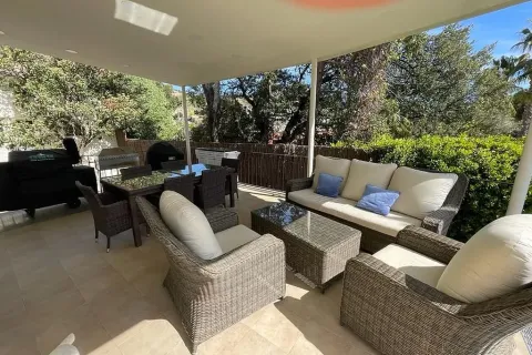 Сasa de 5 dormitorios en venta en Barcelona, Cataluña, Spain № 1467 - foto 4
