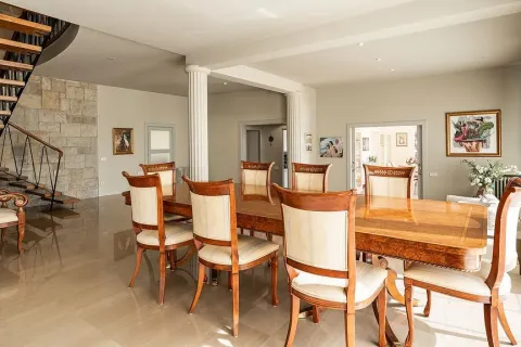Сasa de 5 dormitorios en venta en Barcelona, Cataluña, Spain № 1467 - foto 7