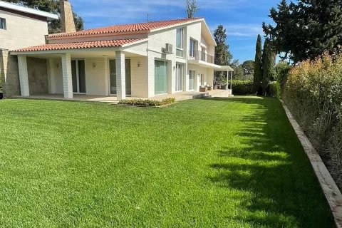 Сasa de 5 dormitorios en venta en Barcelona, Cataluña, Spain № 1467 - foto 2
