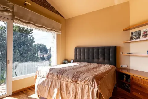 Сasa de 5 dormitorios en venta en Barcelona, Cataluña, Spain № 1467 - foto 22