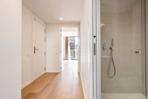 Ático de 4 dormitorios en venta en Barcelona, Cataluña, Spain № 6655 - foto 27