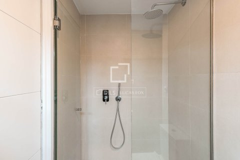 Ático de 4 dormitorios en venta en Barcelona, Cataluña, Spain № 6655 - foto 30