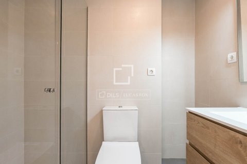 Ático de 4 dormitorios en venta en Barcelona, Cataluña, Spain № 6655 - foto 28