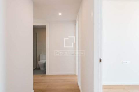 Ático de 4 dormitorios en venta en Barcelona, Cataluña, Spain № 6655 - foto 20