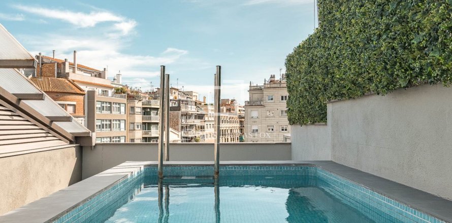 Ático de 4 dormitorios en venta en Barcelona, Cataluña, Spain № 6655