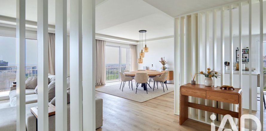 4 bedrooms apartment for sale in Barcelona, Catalonia, Spain № 8992