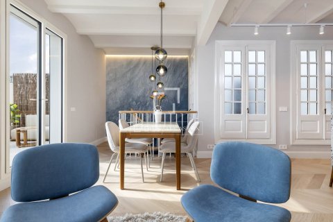 Ático de 3 dormitorios en venta en Barcelona, Cataluña, Spain № 4301