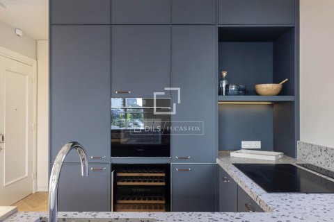 Ático de 3 dormitorios en venta en Barcelona, Cataluña, Spain № 4301 - foto 9