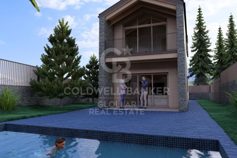Сasa de 4 dormitorios en venta en Girona, Gerona, Cataluña, Spain № 7815 - foto 5