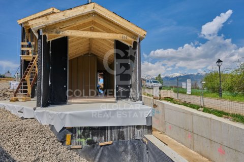Сasa de 4 dormitorios en venta en Girona, Gerona, Cataluña, Spain № 7815 - foto 11