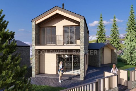 Сasa de 4 dormitorios en venta en Girona, Gerona, Cataluña, Spain № 7815 - foto 16
