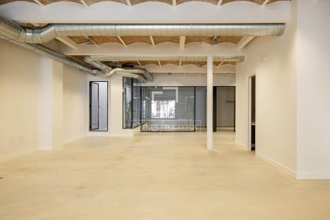 200 sq.m. apartment for sale in Barcelona, Catalonia, Spain № 6455 - photo 4