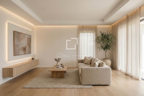 Villa de 4 dormitorios en venta en Vilanova i la Geltrú, Barcelona, Cataluña, Spain № 6458 - foto 13