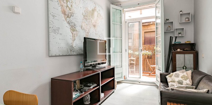 Apartamento de 2 dormitorios en venta en Barcelona, Cataluña, Spain № 6453