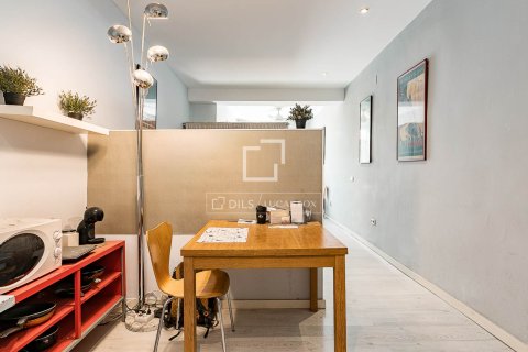 Apartamento de 2 dormitorios en venta en Barcelona, Cataluña, Spain № 6453 - foto 6