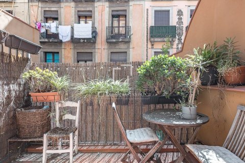 Apartamento de 2 dormitorios en venta en Barcelona, Cataluña, Spain № 6453 - foto 4