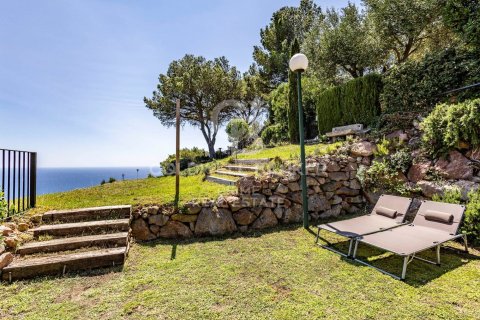 Casa adosada de 4 dormitorios en venta en Begur, Gerona, Cataluña, Spain № 5616 - foto 7