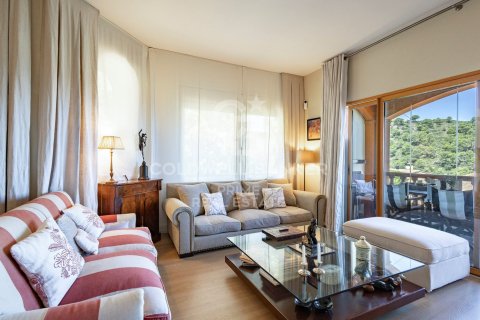 Casa adosada de 4 dormitorios en venta en Begur, Gerona, Cataluña, Spain № 5616 - foto 11