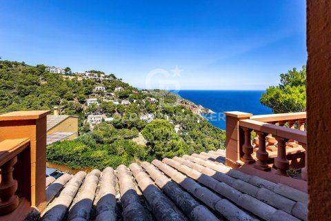 Casa adosada de 4 dormitorios en venta en Begur, Gerona, Cataluña, Spain № 5616 - foto 23