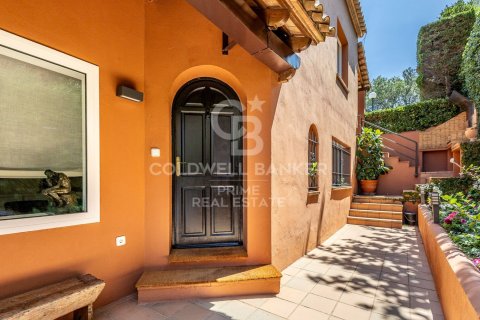 Casa adosada de 4 dormitorios en venta en Begur, Gerona, Cataluña, Spain № 5616 - foto 22