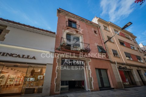 Сasa de 7 dormitorios en venta en Mataró, Barcelona, Cataluña, Spain № 5524 - foto 2