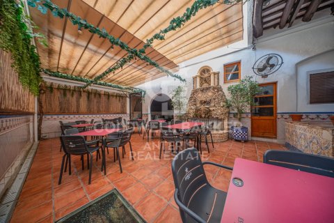 Сasa de 7 dormitorios en venta en Mataró, Barcelona, Cataluña, Spain № 5524 - foto 25
