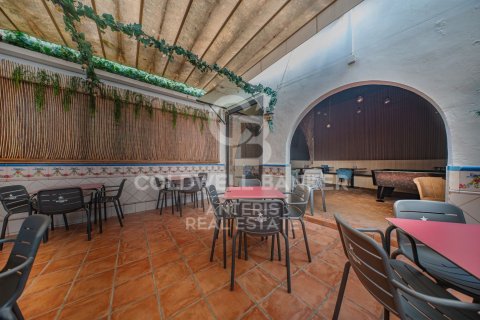 Сasa de 7 dormitorios en venta en Mataró, Barcelona, Cataluña, Spain № 5524 - foto 27