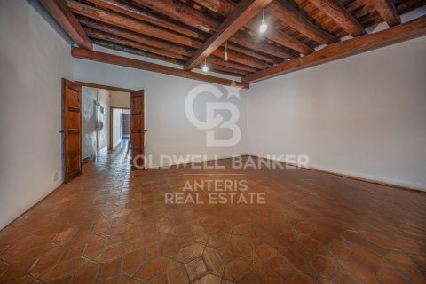 Сasa de 7 dormitorios en venta en Mataró, Barcelona, Cataluña, Spain № 5524 - foto 13
