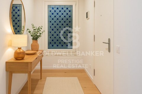 Apartamento de 4 dormitorios en venta en Barcelona, Cataluña, Spain № 5520 - foto 9