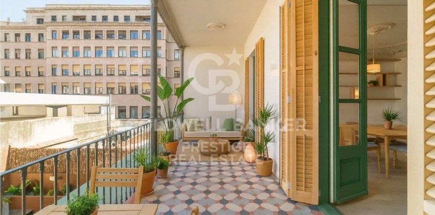 Apartamento de 4 dormitorios en venta en Barcelona, Cataluña, Spain № 5520