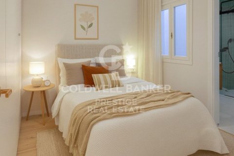 Apartamento de 4 dormitorios en venta en Barcelona, Cataluña, Spain № 5520 - foto 7