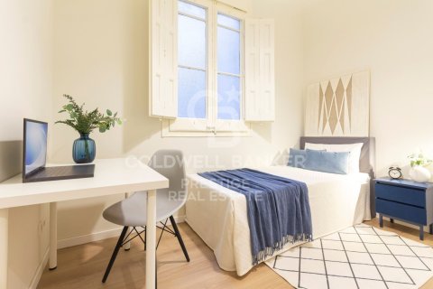 3 bedrooms apartment for sale in Barcelona, Catalonia, Spain № 5521 - photo 12