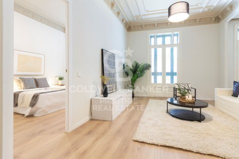 3 bedrooms apartment for sale in Barcelona, Catalonia, Spain № 5521 - photo 6