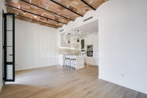 Купить квартиру в Барселона, Испания с 3 спальни, 82м², № 5518 - фото 4