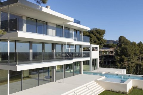 Villa de 8 dormitorios en venta en Barcelona, Cataluña, Spain № 3735
